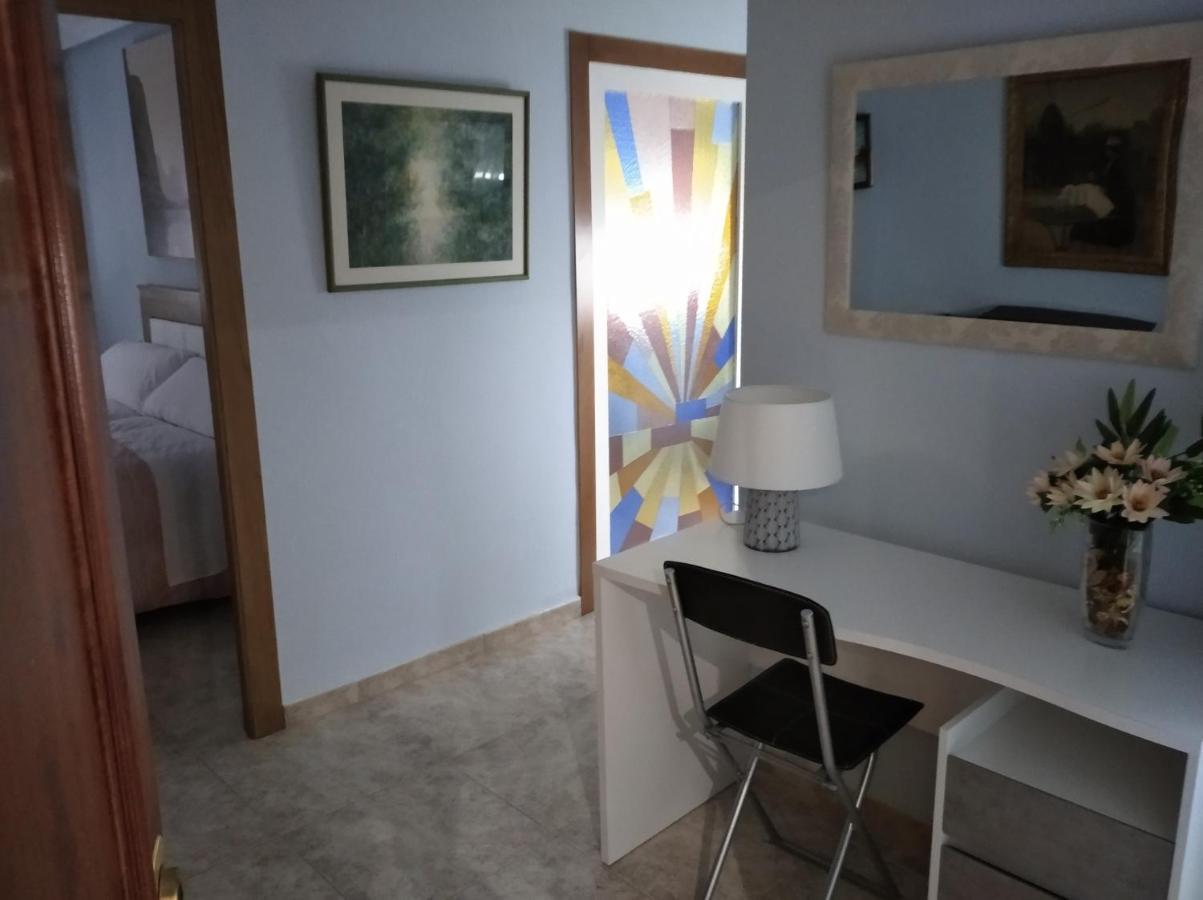 Maria Guerrero Cala Pinchosos Apartment
